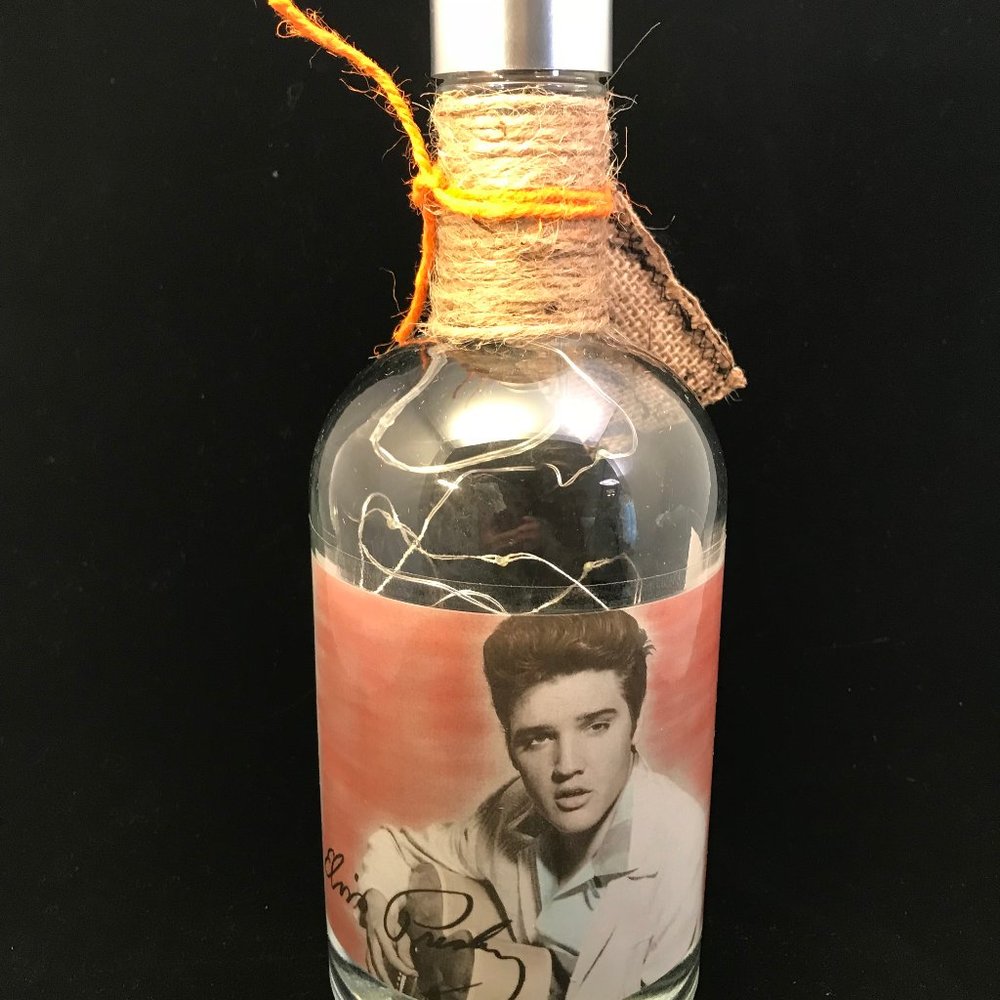 Elvis - Ornamental Light